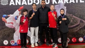 Körfez Gençlerbirliği'nden 11 madalya: Anadolu Karate Ligi'nde büyük başarı