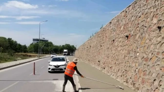 Kartepe İstasyon Mahallesi'ne modern ve güvenli kaldırım yapıldı