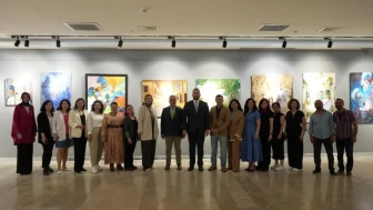 Tekirdağ'da "Birlikten Renk Doğar" sergisi sanatseverlerden büyük ilgi gördü