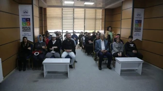Elazığ Belediyesi’nden özel gereksinimli bireylere destek: ‘Dil ve Konuşma Becerileri’ semineri düzenlendi