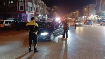 Düzce'de güvenlik denetimleri: 60 kişi yakalandı, silah ve mermiler ele geçirildi