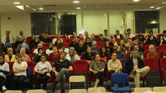 Siirt Eğitim ve Araştırma Hastanesi'nde KKKA ve kızamık için kritik bilgilendirme toplantısı düzenlendi! Erken tanı neden bu kadar önemli?
