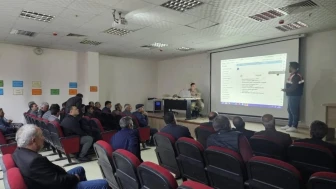 Erzurum'da muhtarlara madde bağımlılığı semineri: Mücadele yöntemleri masaya yatırıldı