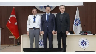 ETÜ'de gerçekleşen II. Sosyal Bilimler Lisansüstü Sempozyumu'nda hangi konular öne çıktı?