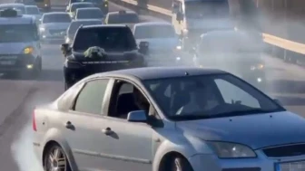 Gebze'deki düğün konvoyunda drift yapan sürücüye 46 bin TL ceza ve 60 gün ehliyet iptali!