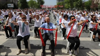 Büyükçekmece'de Dünya Pilates Günü'nden renkli görüntüler: Sağlıklı yaşam mesajı verildi
