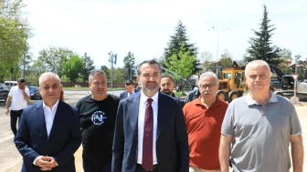 Elazığ'da asfaltlama çalışmalarıyla trafik rahatlayacak: Başkan Şerifoğulları detayları açıkladı