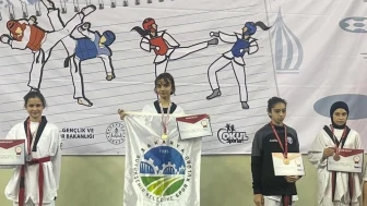 Sakarya'nın gururu Ecrin Yılmaz, Türkiye şampiyonu oldu