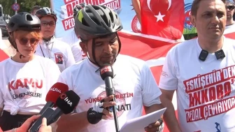 ÜNİPERSEN üyeleri, 8. dönem toplu sözleşme talepleri için Ankara'ya bisikletle geldi