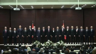 Kabine değişikliği gecikti: Emeklilik şartı mı bekleniyor?