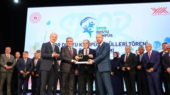 Erciyes Üniversitesi, YÖK'ten 'Spor Dostu Kampüs' birincilik ödülünü kazandı