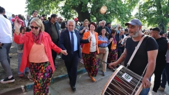 Nilüfer'de Hıdırellez coşkusu: Gelenekler ve eğlenceler bir arada