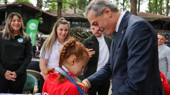 Sakarya'da Başkan Alemdar, 250 sporcu ile buluştu! Başarılar nasıl kutlandı?