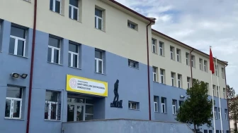 Hisarcık'ta eğitimde devrim: Şehit Yüksel Arık Lisesi mesleki ve teknik okula dönüştü