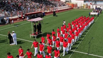 Ayvalık'ta 19 Mayıs coşkusu törenle kutlandı