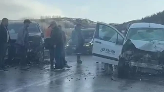 İspir'de iki otomobil çarpıştı: 4 yaralı