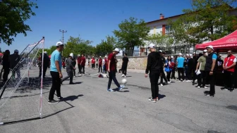 Gençlik Haftası Bor'da coşkuyla kutlandı: Spor, sanat ve eğlenceyle dolu bir gün!