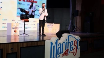 MARİFEST25te kum sanatı ve şiir buluştu