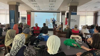 Kocaeli Büyükşehir yaşlılara eğitim kampı düzenledi