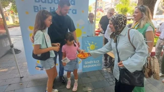 İYİ Parti İzmit Babalar Gününü kutladı