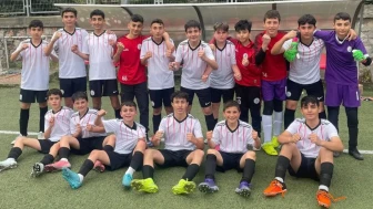 Körfez Gençlerbirliği U13 takımı namağlup şampiyon oldu