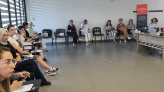 KADEM Kocaeli Kadınlara Yönelik Eğitim Düzenledi