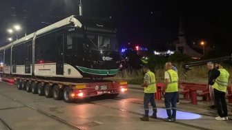 Kocaeli Büyükşehir yeni tramvay filosunu genişletti