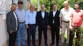 AK Parti Başkanı Talus hacıları ziyaret etti