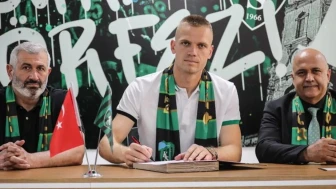 Kocaelispor Aleksandar Jovanovic ile sözleşme imzaladı