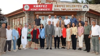 Körfez Belediye Başkanı Kent Konseyi toplantısına katıldı