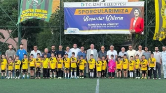 Bekirderespor 50 yıllık tarihini başkanlarıyla kutladı