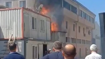 Gebze kereste fabrikasında yangın söndürüldü