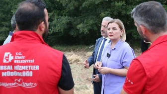 İzmit belediyesi nohut tarlasından hasat yaptı