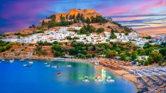 Rodos’ta Nerede Kalınır ve Nasıl Araç Kiralanır?