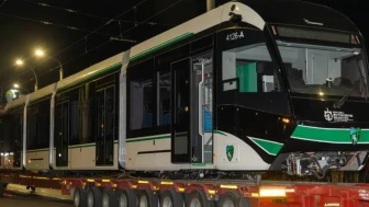 Kocaeli Büyükşehir 8 yeni tramvay hizmete aldı