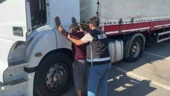 Tırda 350 paket kaçak sigara ele geçirildi