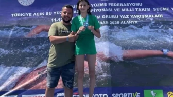 Kartepe Belediyespor yüzmede iki milli sporcu yetiştirdi