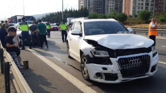 Kocaeli TEM Otoyolunda zincirleme kaza yaşandı