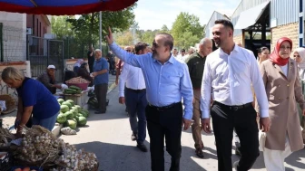 Başkan Talus Kandıra Pazarını gezdi