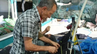 Balıkçılar lüfer sezonu için hazırlanıyor