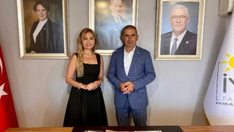 Sibel Edis İYİ Partiye resmen katıldı