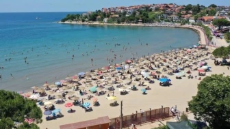 Kandıra plajlarında 3 gün deniz yasağı başladı
