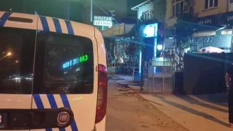 Çarşı Büfe hırsızlarla boşaltıldı