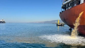 İzmit Körfezinde kirli balast deşarjı tespit edildi