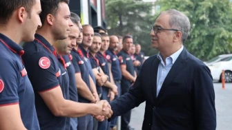 Kocaeli itfaiyesine Dr. Hayri Baraçlı moral verdi