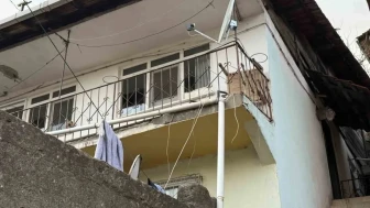 Kocaeli'de evde çatlaklar panik yarattı