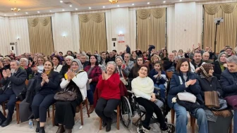 Gölcük Türk halk müziği konseri büyüledi