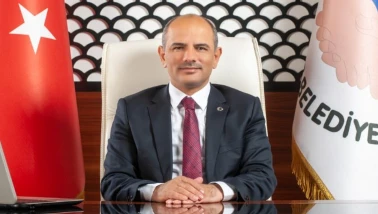 Körfez Belediye Başkanı Cumhuriyeti kutladı