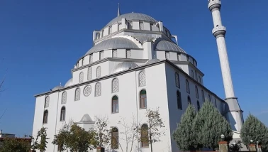 Abdülhamit Han Camii Kapsamlı Yenilendi