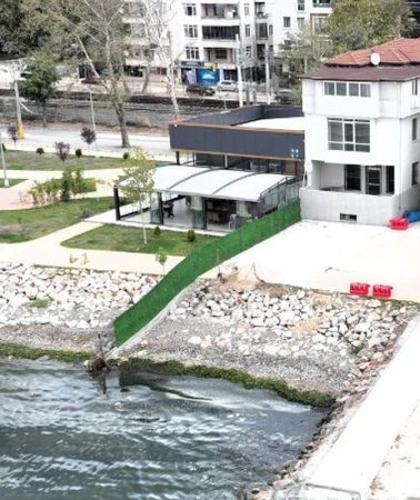 Yarımca sahilde yelken merkezi açıldı